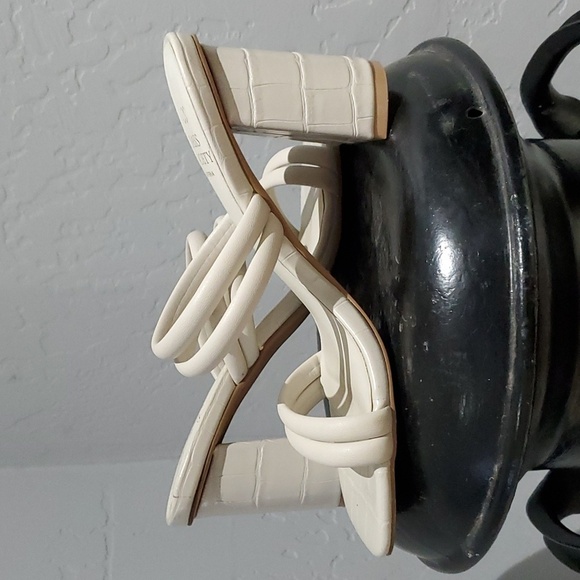 OASIS SOCIETY CREAM IVORY SANDAL STRAP HEELS CHUNKY ANIMAL PRINT PATTERN… - Picture 5 of 12